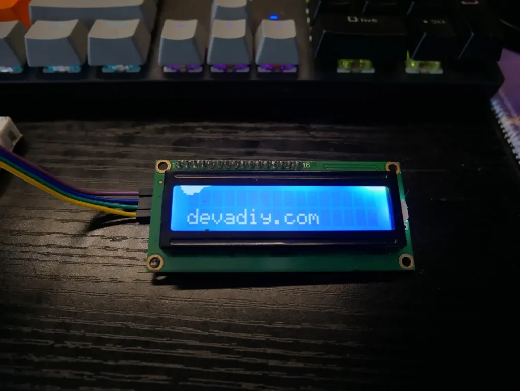 จอ LCD1602 เชื่อมต่อ ESP32 แสดงข้อความ devadiy.com