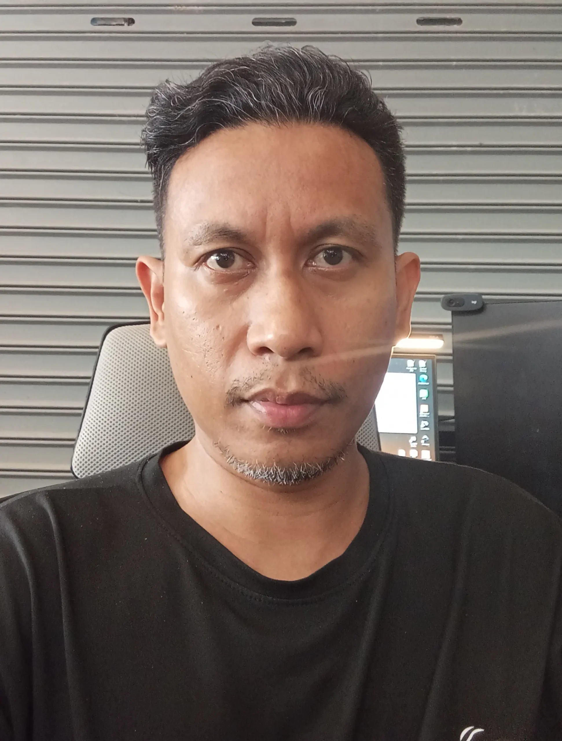 ไพศาล บุญญาปฏิภา ผู้ก่อตั้ง Deva DIY และผู้พัฒนาระบบ Smart Farm อัตโนมัติด้วย ESP32